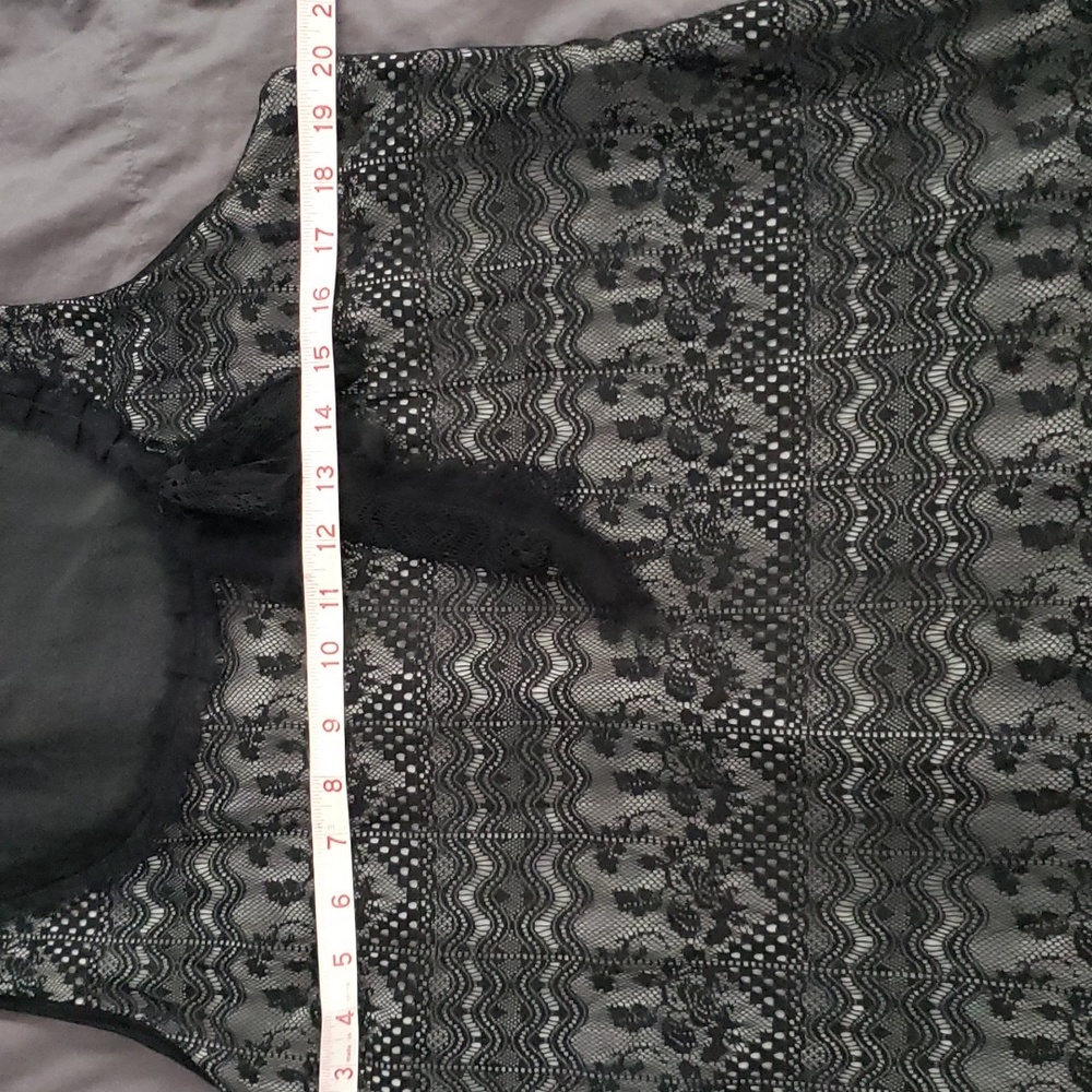 Cabi Lace Overlay Sleeveless Shirt Size L - Picture 9 of 11